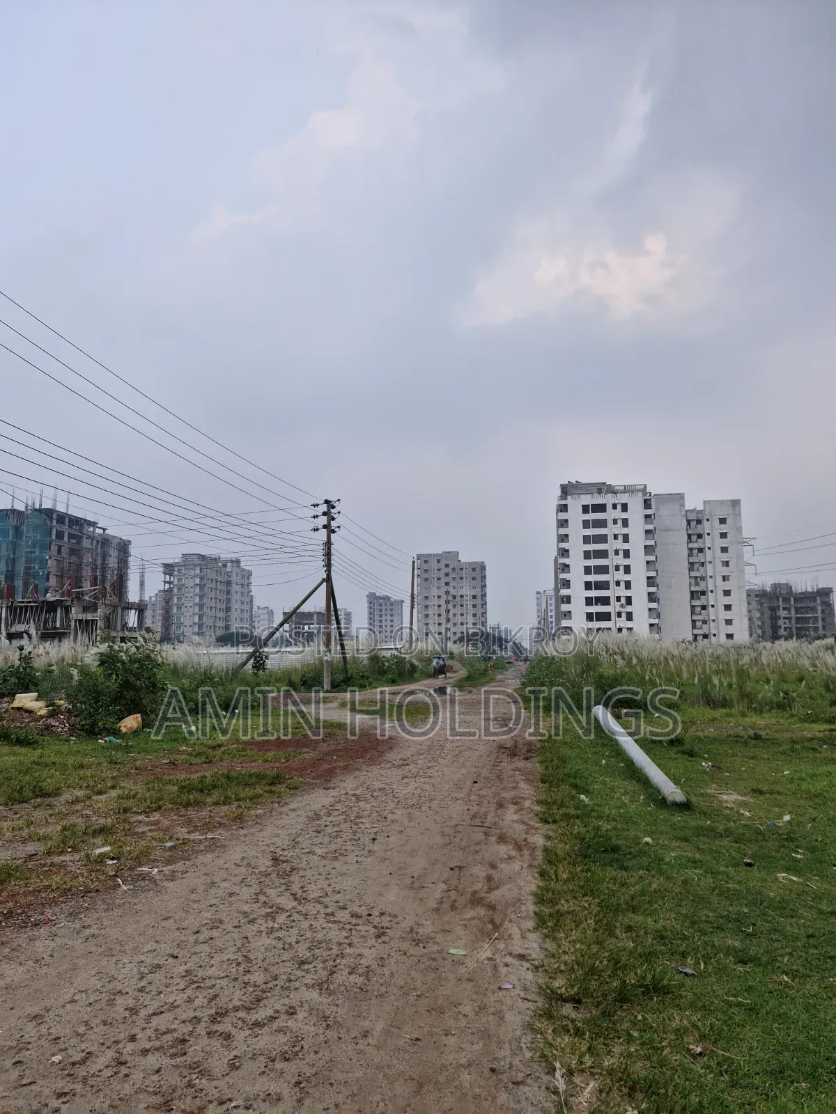 Aftabnagar Block M Sector 5 Road 6 South Facing 5 Katha Plot for Sale in Aftab Nagar