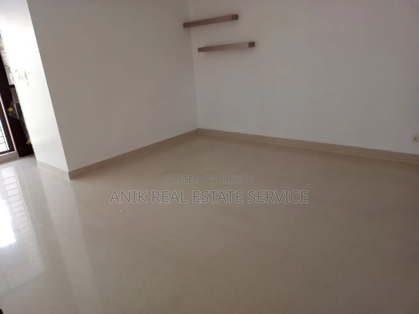4 Bedroom Apartment in Anik Real Estate, Gulshan for sale in Gulshan