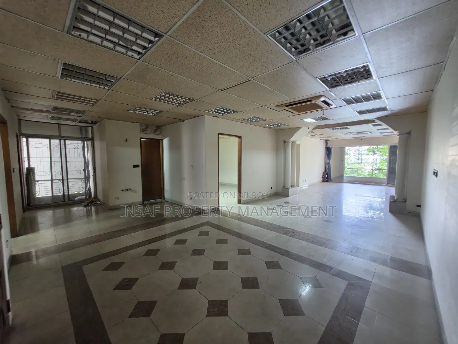 Prime 3000 SQFT Office Space/Apartment for Sale in Gulshan 1 Lake View in Gulshan