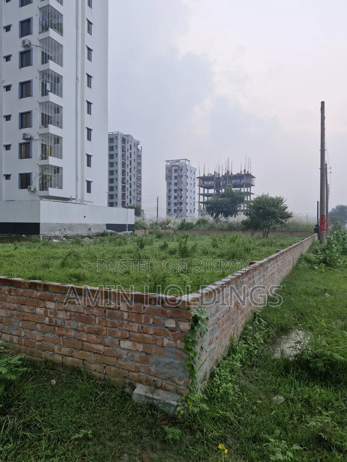 Aftabnagar Block M Sector 1 Avenue 100/50 feet Corner 10 Katha Plot in Aftab Nagar