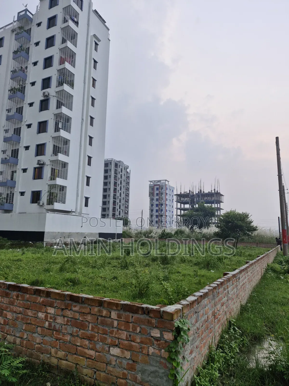 Aftabnagar Block M Sector 1 Avenue 100/50 feet Corner 10 Katha Plot in Aftab Nagar