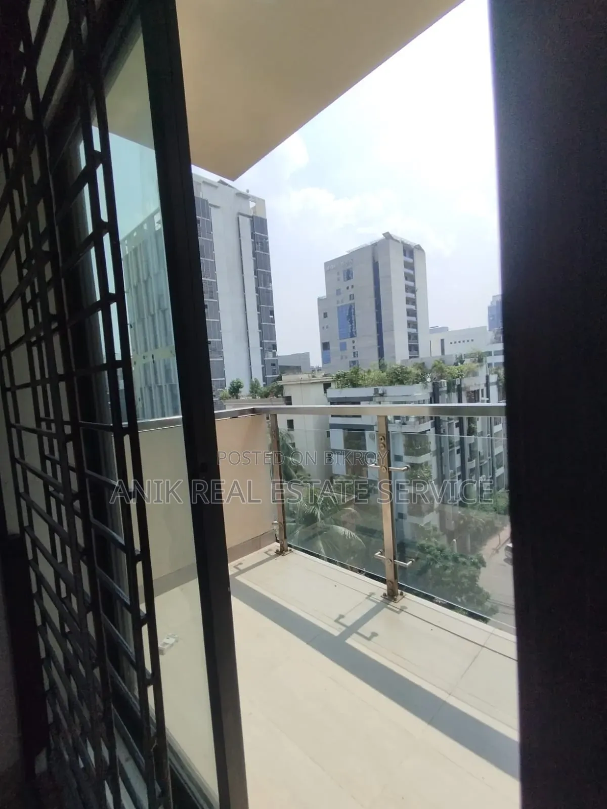 Furnished 3 Bedroom Apartment in Anik Real Estate, Gulshan for rent in Gulshan