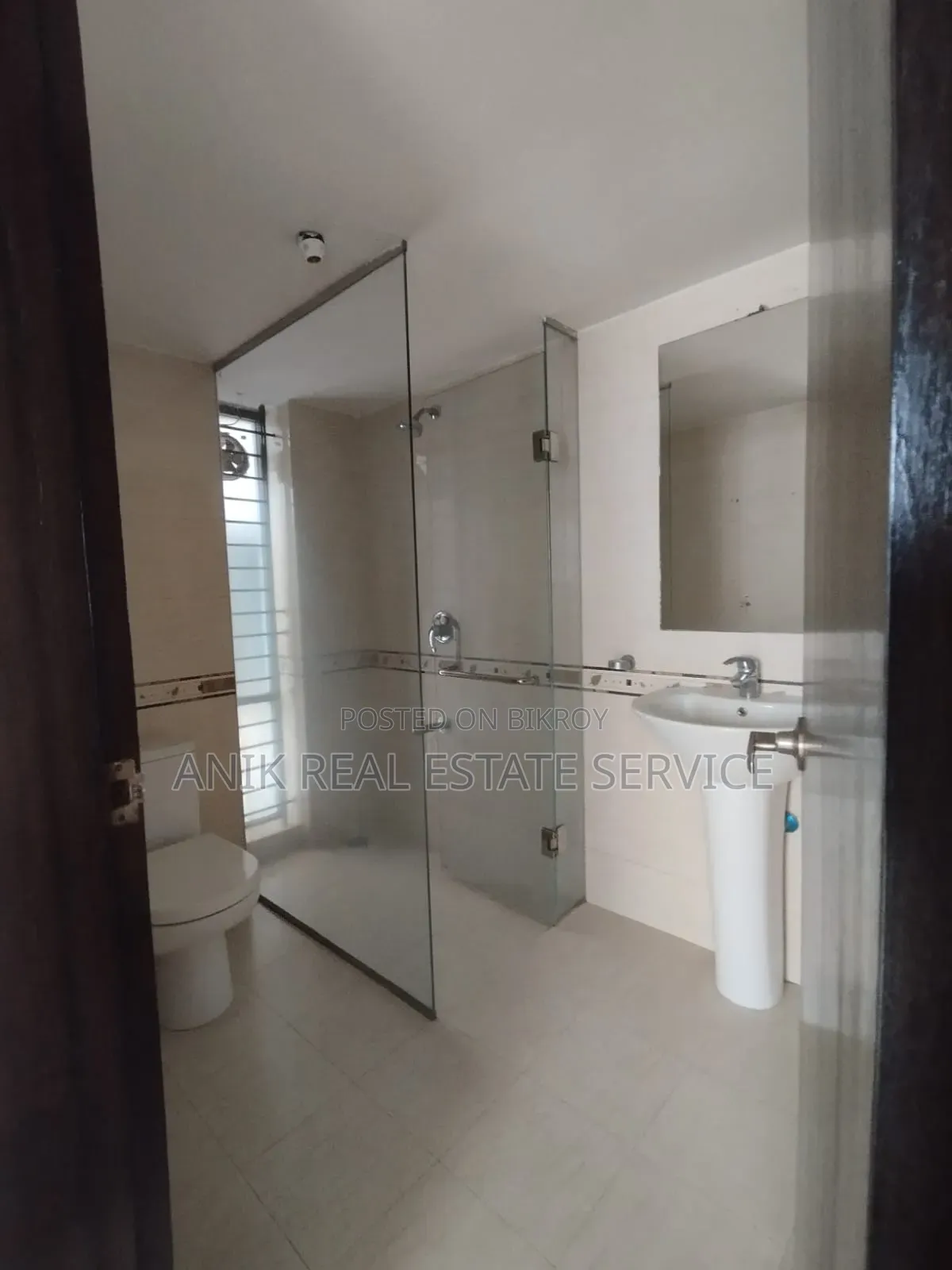 Furnished 3 Bedroom Apartment in Anik Real Estate, Gulshan for rent in Gulshan