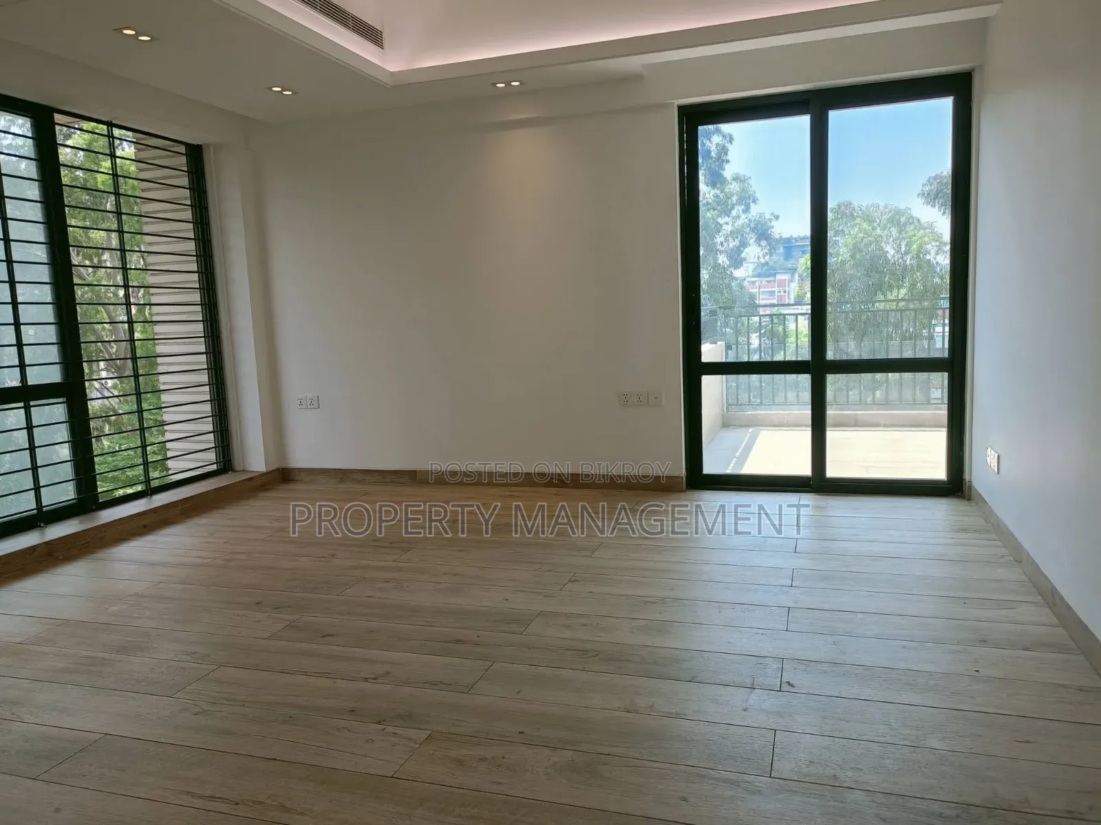 4-bedroom Apartment in Baridhara for rent in Baridhara