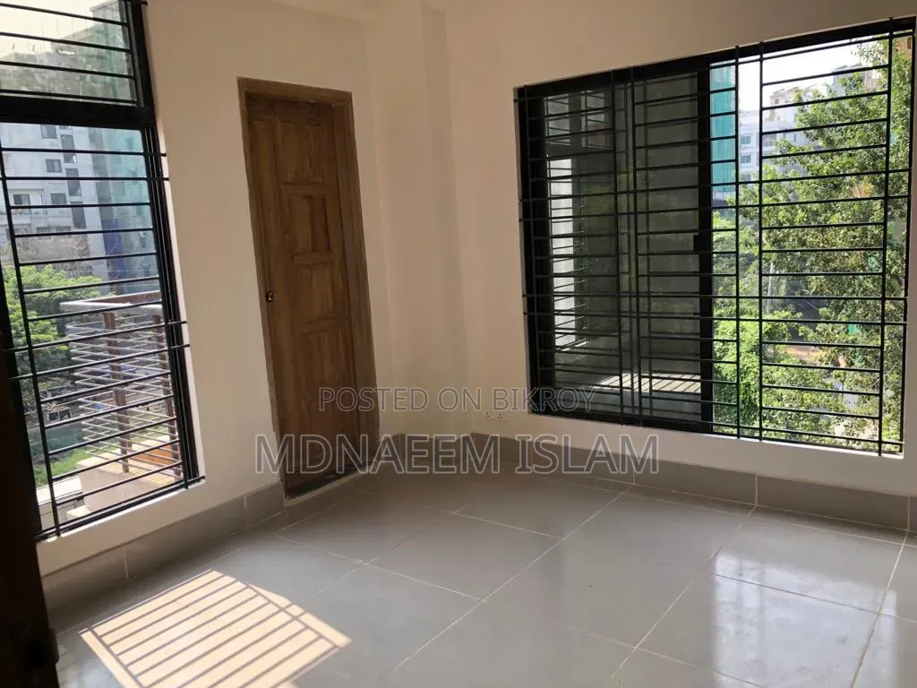 4-Bedroom Apartment in Punascha, Basundhara for Rent in Basundhara