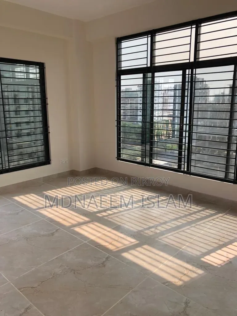 4-Bedroom Apartment in Punascha, Basundhara for Rent in Basundhara