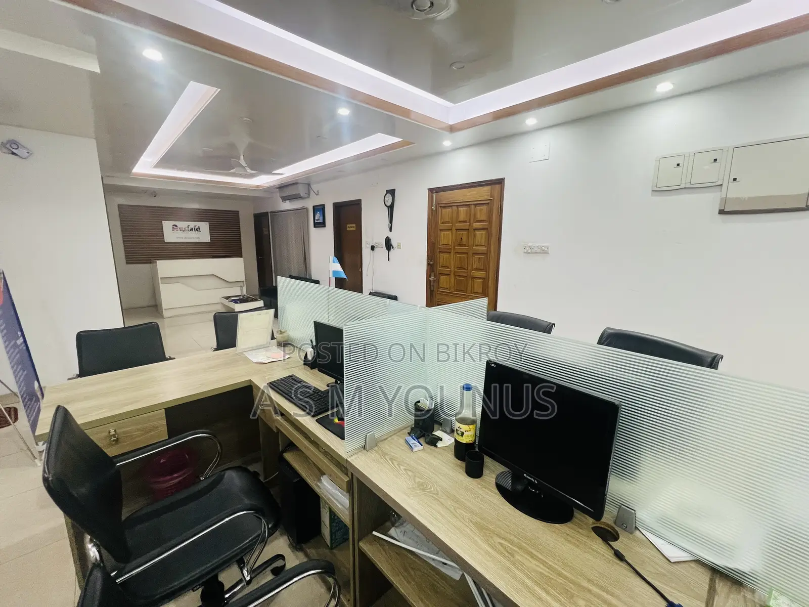 Office work station to be shared in Banani. in Banani