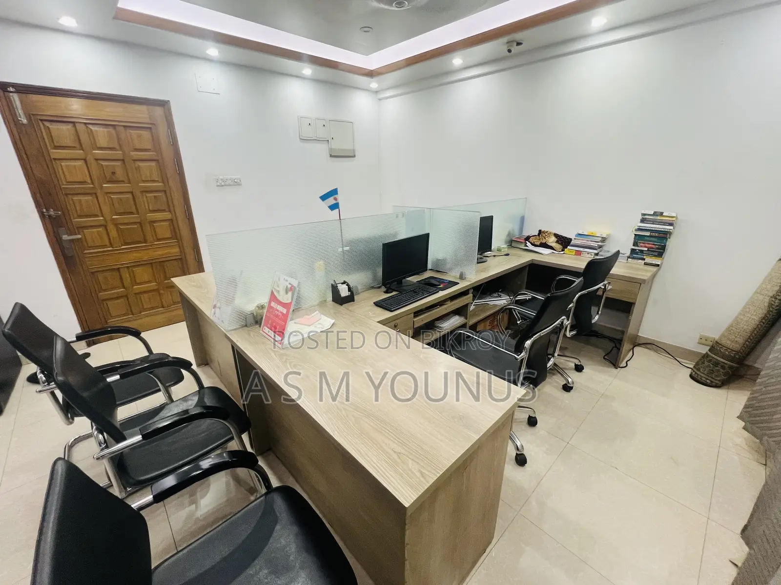 Office work station to be shared in Banani. in Banani