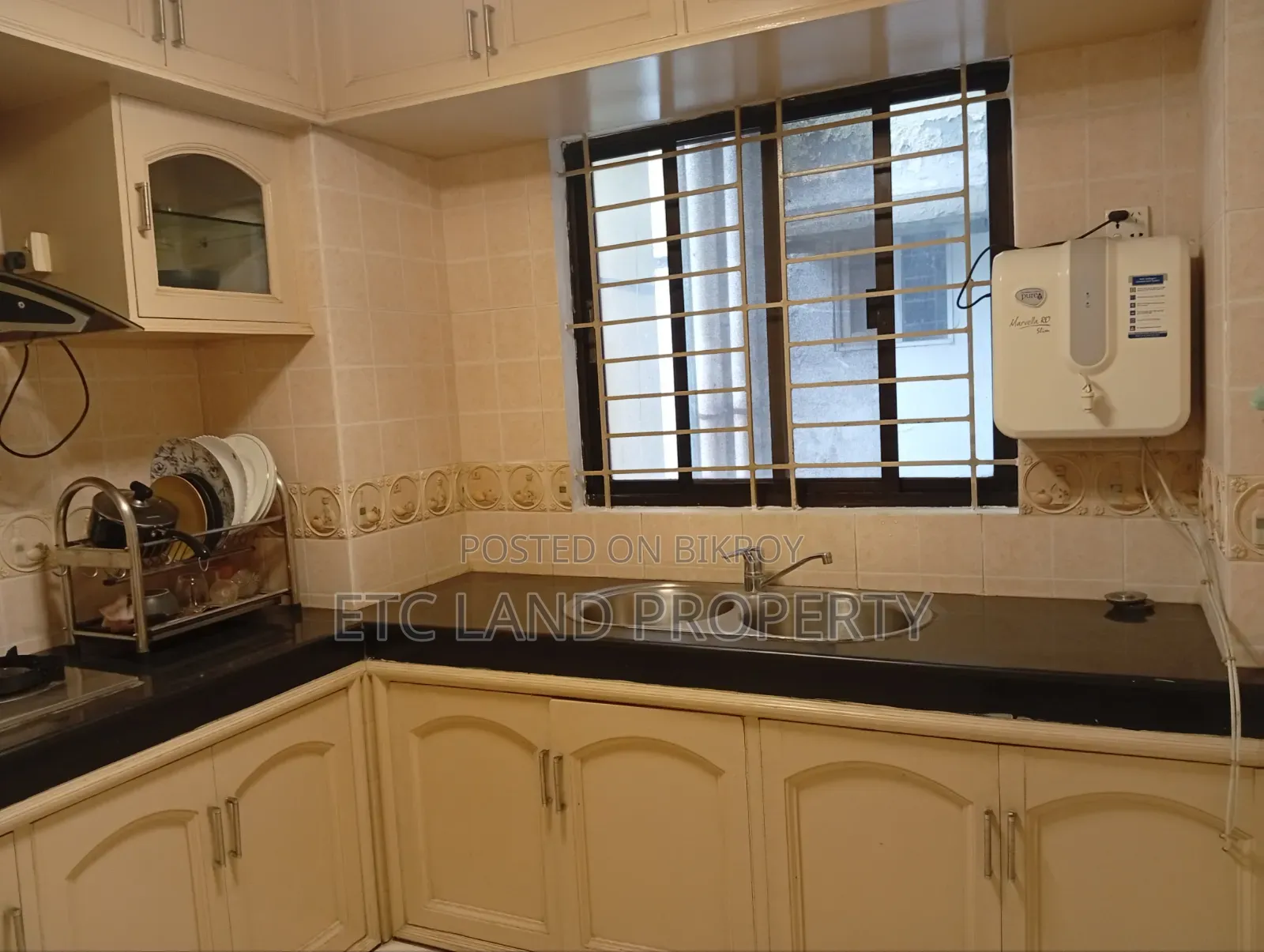 Furnished 3-Bedroom Apartment in Baridhara for Sale in Baridhara