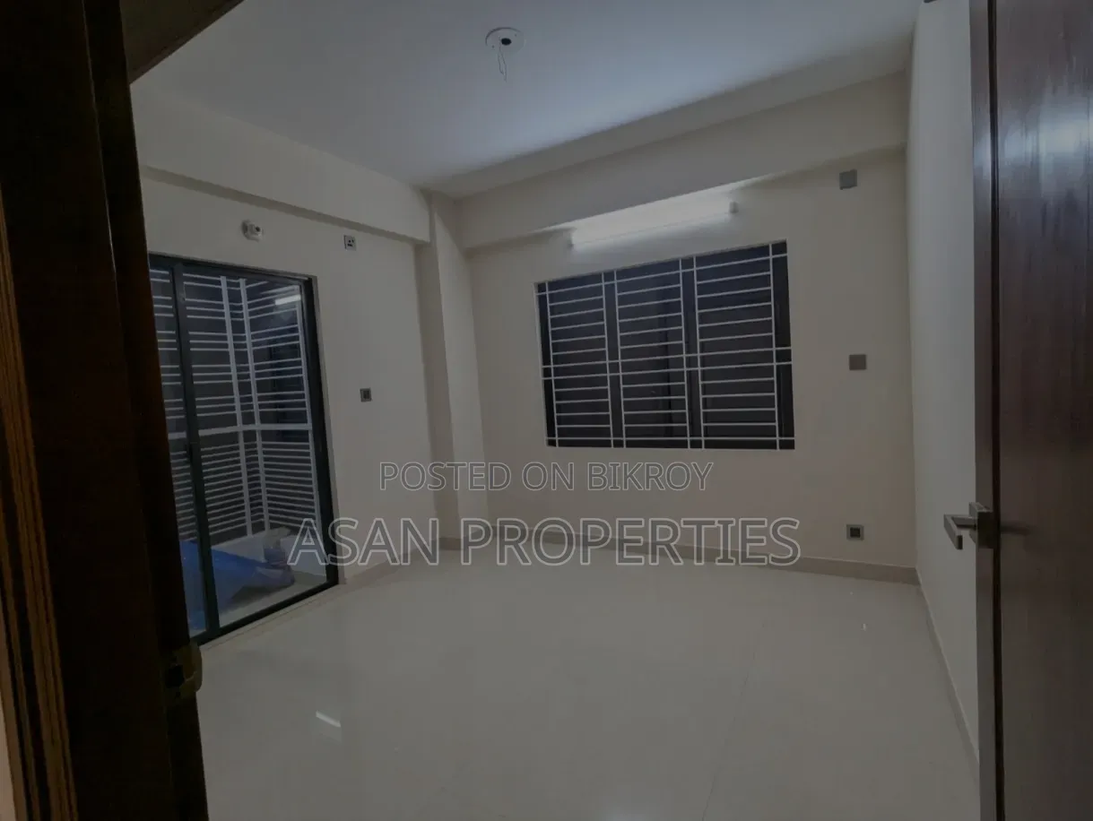 3-Bedroom Apartment in Lake Circus Road, Panthapath for sale in Panthapath