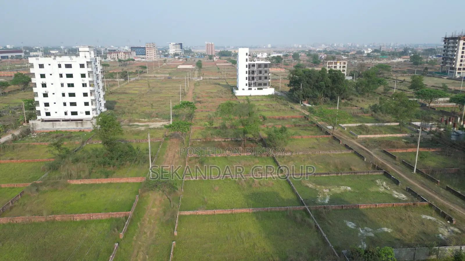 Close to Lake 5 Katha South Facing Plot at Block-N in Basundhara