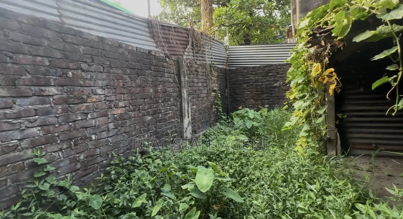 2 Gonda 1 Kora Land for Sale Near Moyuri Club, Cornelhat in Cornelhat