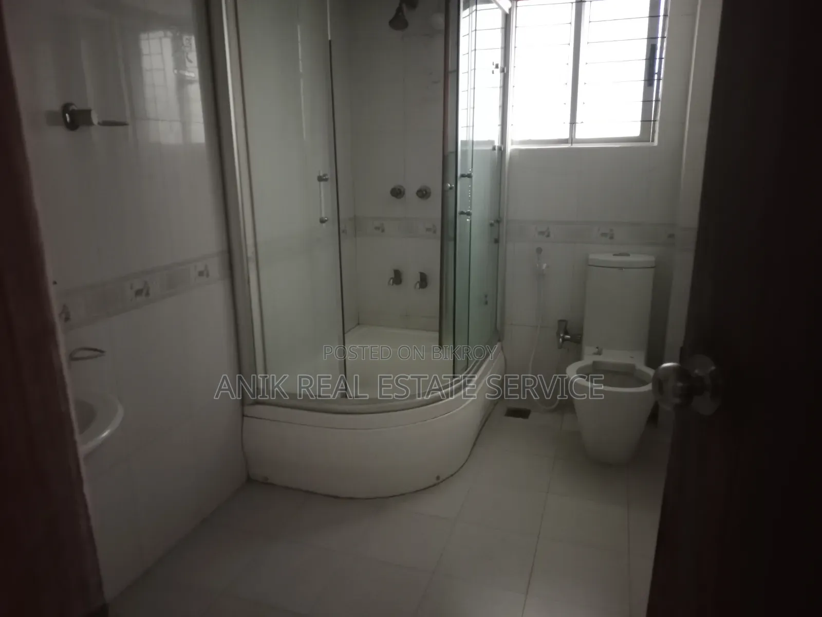 4-Bedroom Apartment in Anik Real Estate, Gulshan for rent in Gulshan