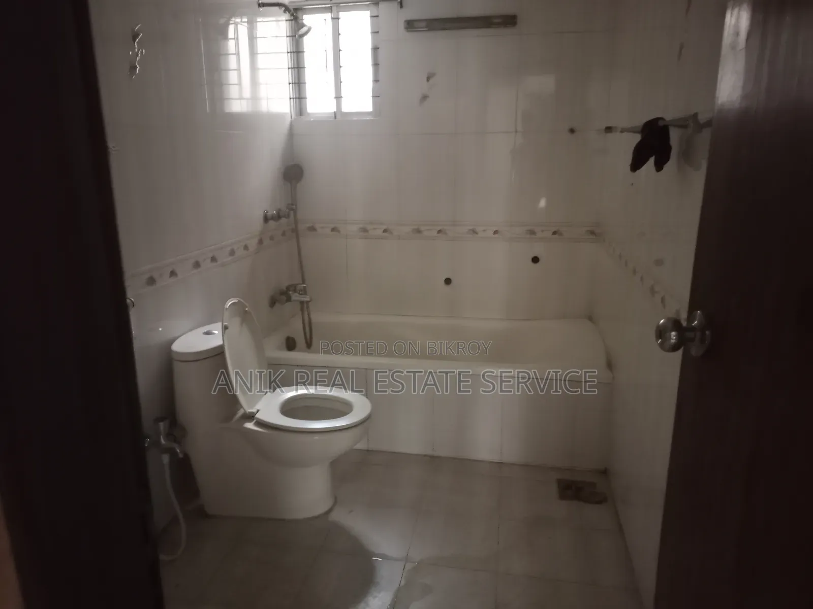 4-Bedroom Apartment in Anik Real Estate, Gulshan for rent in Gulshan