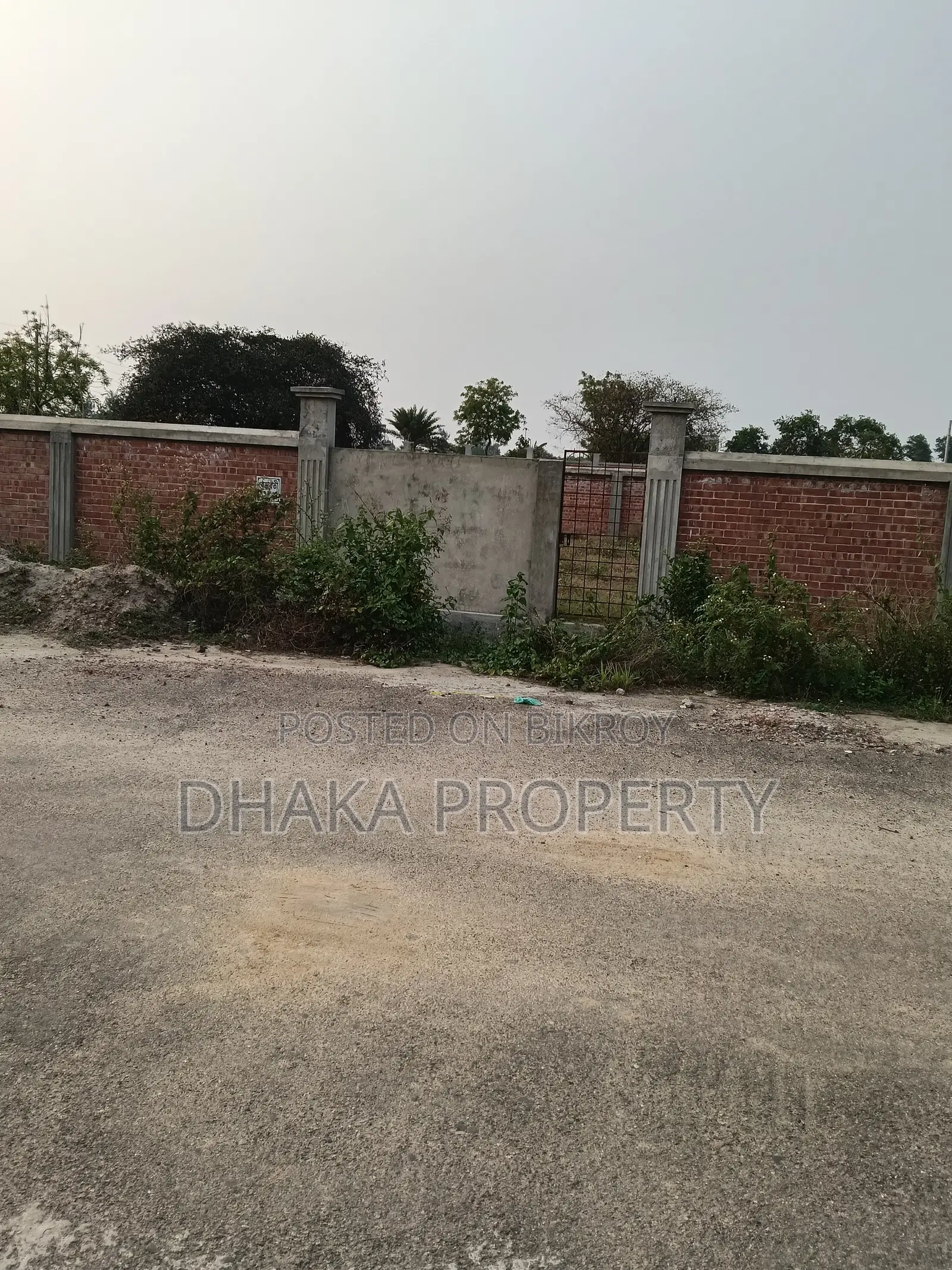Nearby 300ft 10 Katha Lake East at Sector-17 in Purbachal