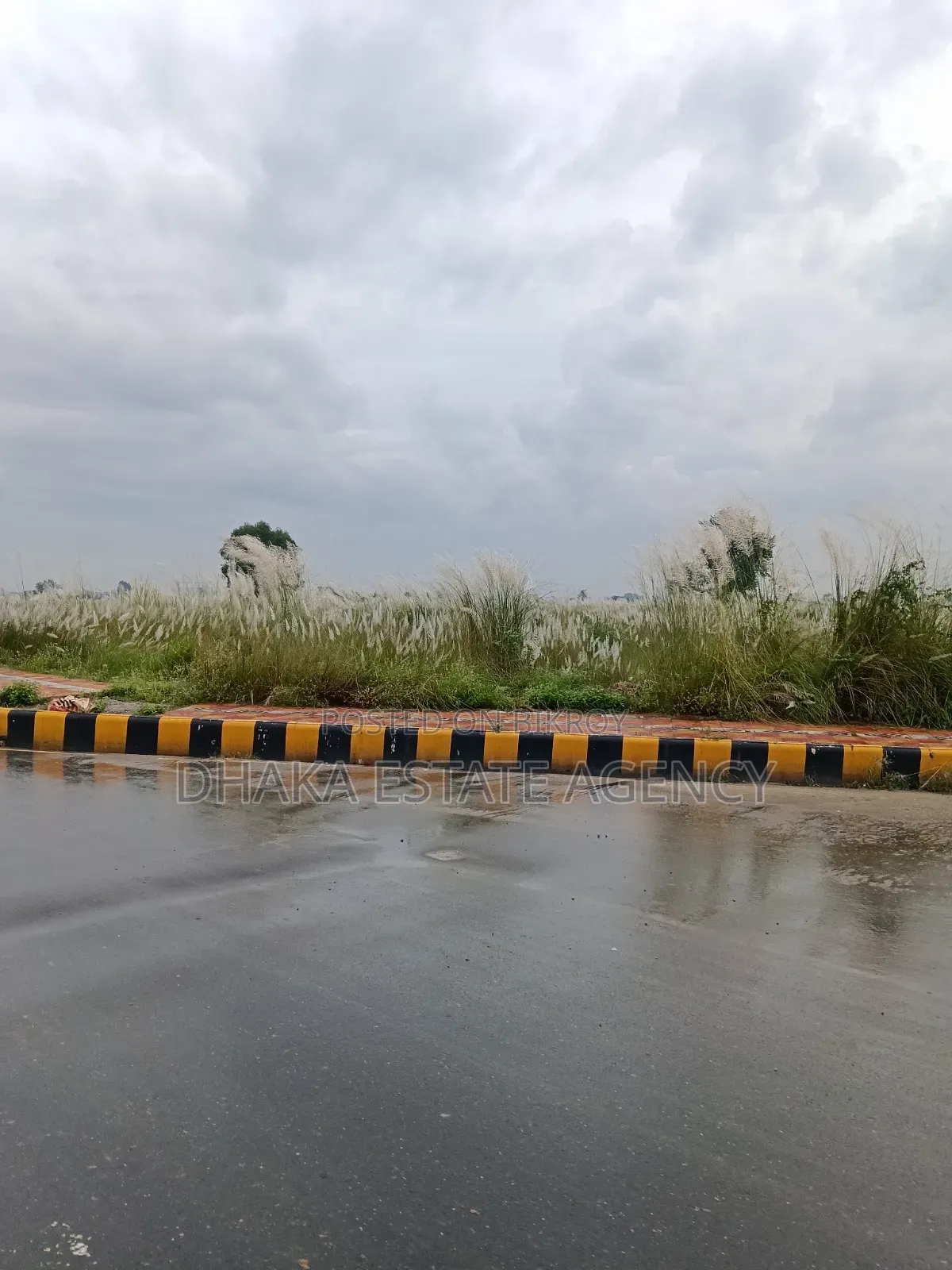 Block-M, South Face 3 Katha Plot Sale in Basundhara