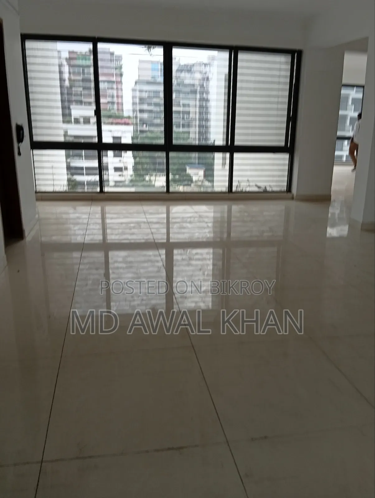 4 Bedroom Apartment in Baridhara for sale in Baridhara
