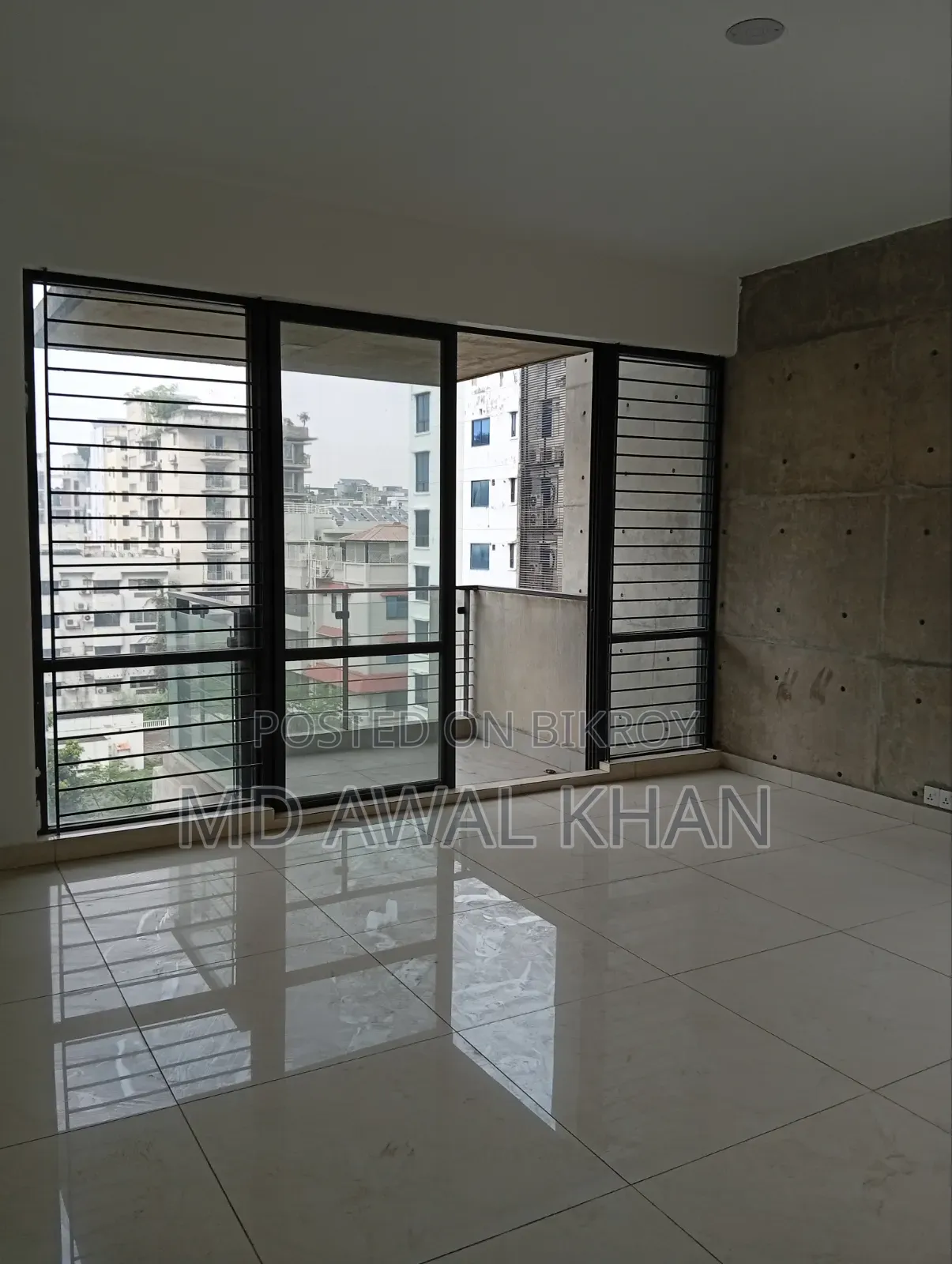 4 Bedroom Apartment in Baridhara for sale in Baridhara