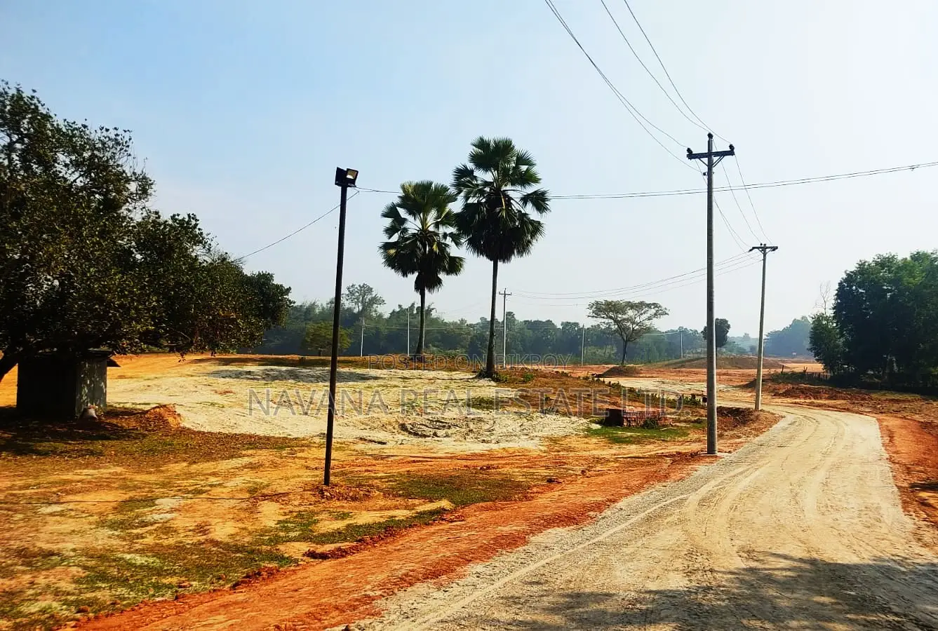 Well-planned housing by Navana Real Estate beside Sector 30, Purbachal in Purbachal