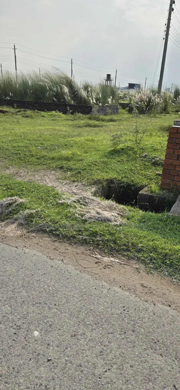 Sector-7, Road-301/E, Government Service Category 5 Katha Allotted Plot in Purbachal