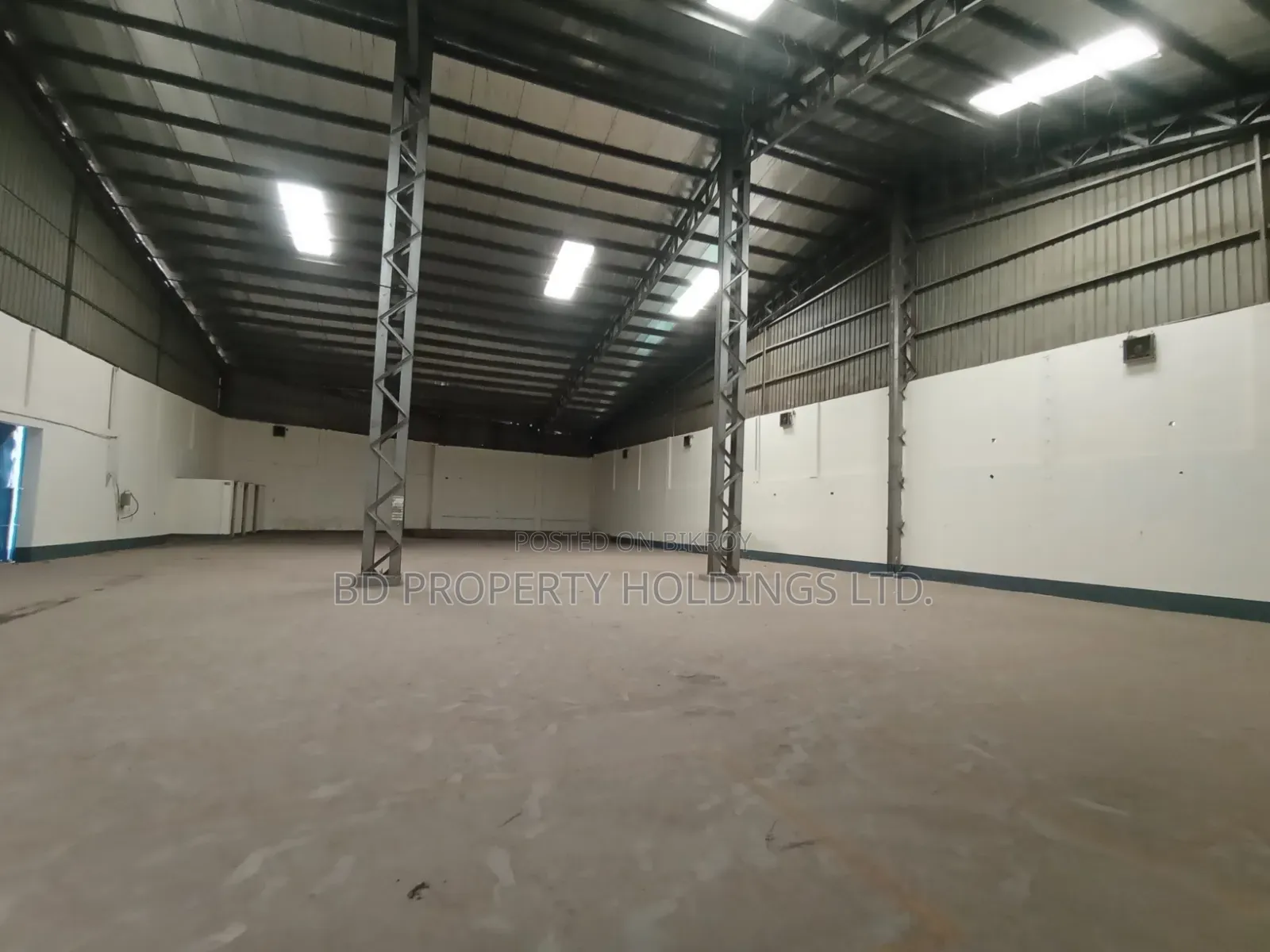 15000 Square Feet Warehouse for Rent in Tongi, Gazipur in Uttara