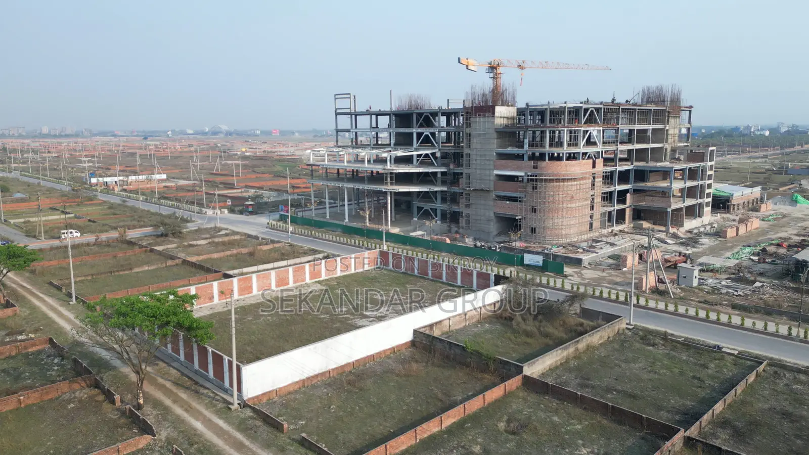 Exclusive 3+3=6 Katha South Facing Plot at Block-N in Basundhara