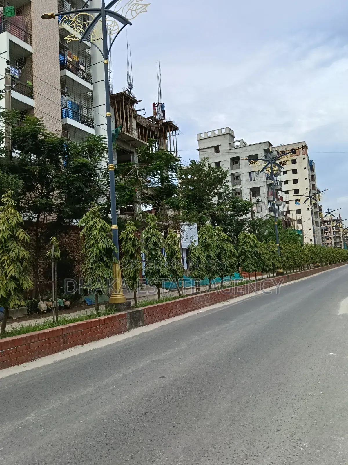 Block-M, Corner 10 Katha Plot Sale in Basundhara
