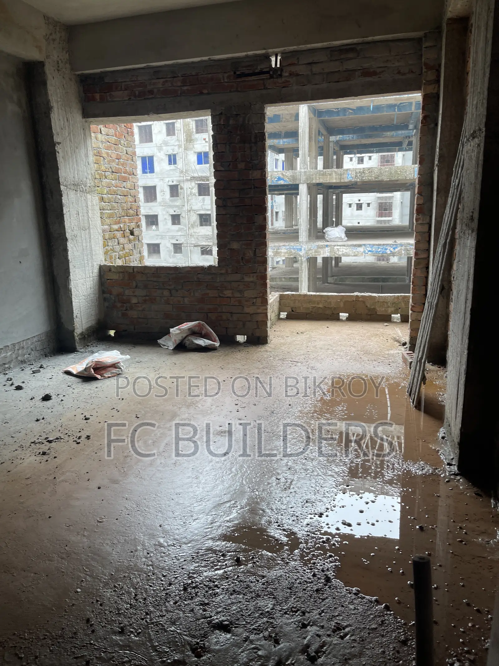 4-Bedroom Apartment in AK Rupshi Bangla, Uttara for sale in Uttara