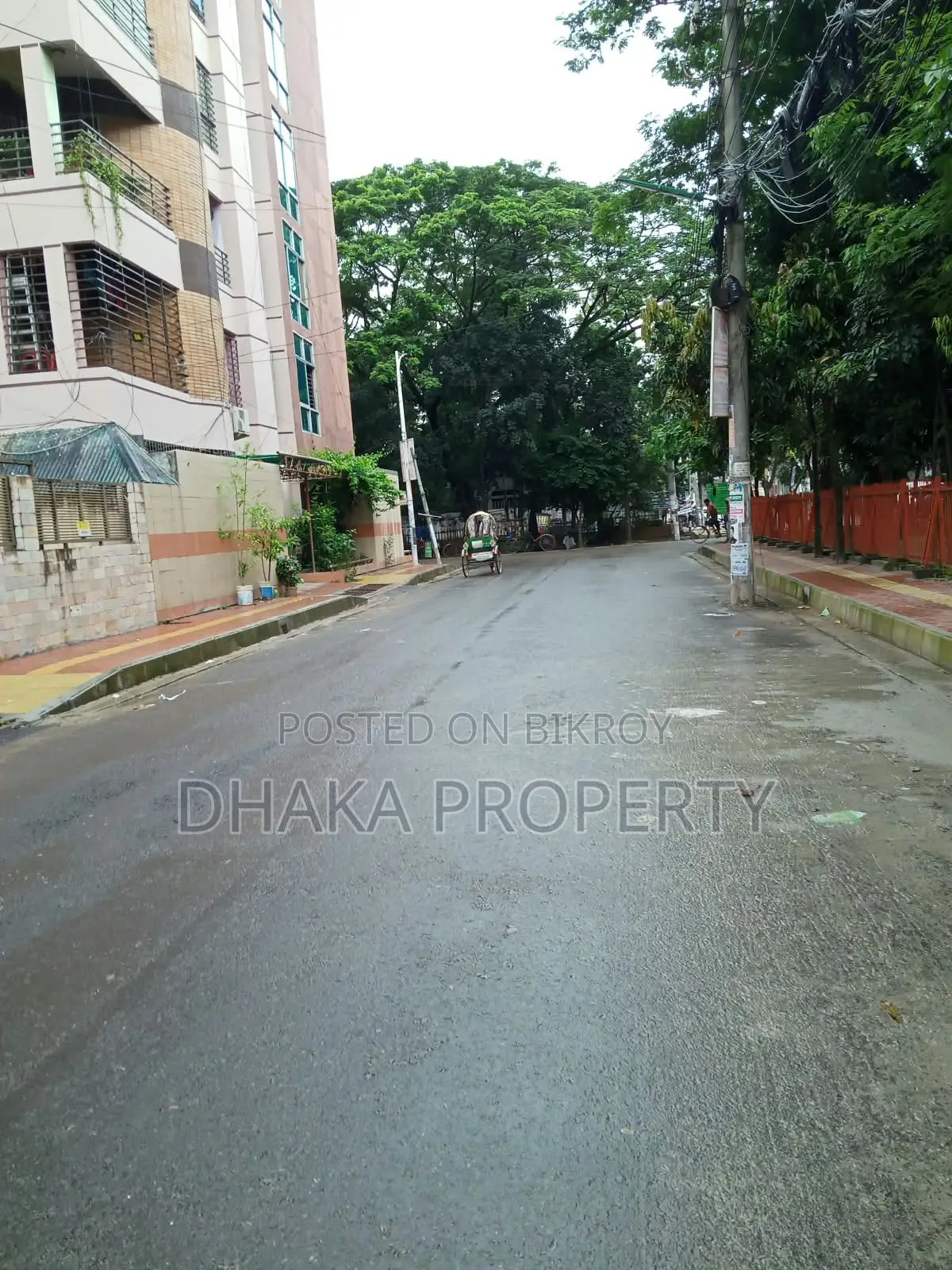 Corner 5 Katha South/West at Sector-11 in Uttara