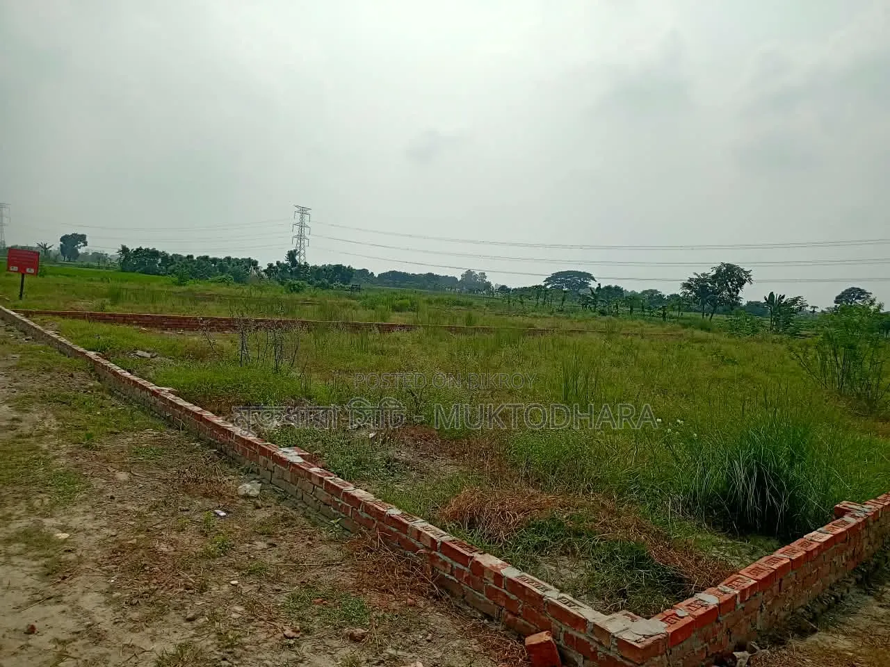 Let a piece of land bought with hard-earned money be in Muktodhara City in Keraniganj