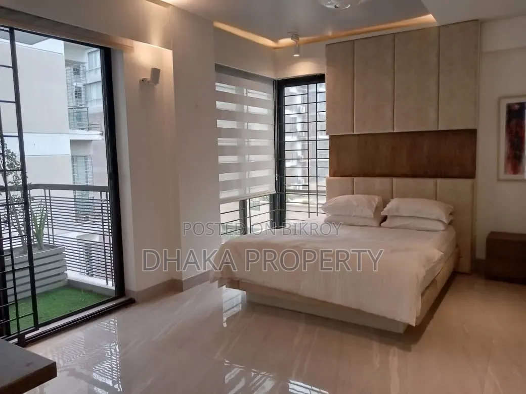 Furnished 4-bedroom Apartment in Gulshan for rent in Gulshan