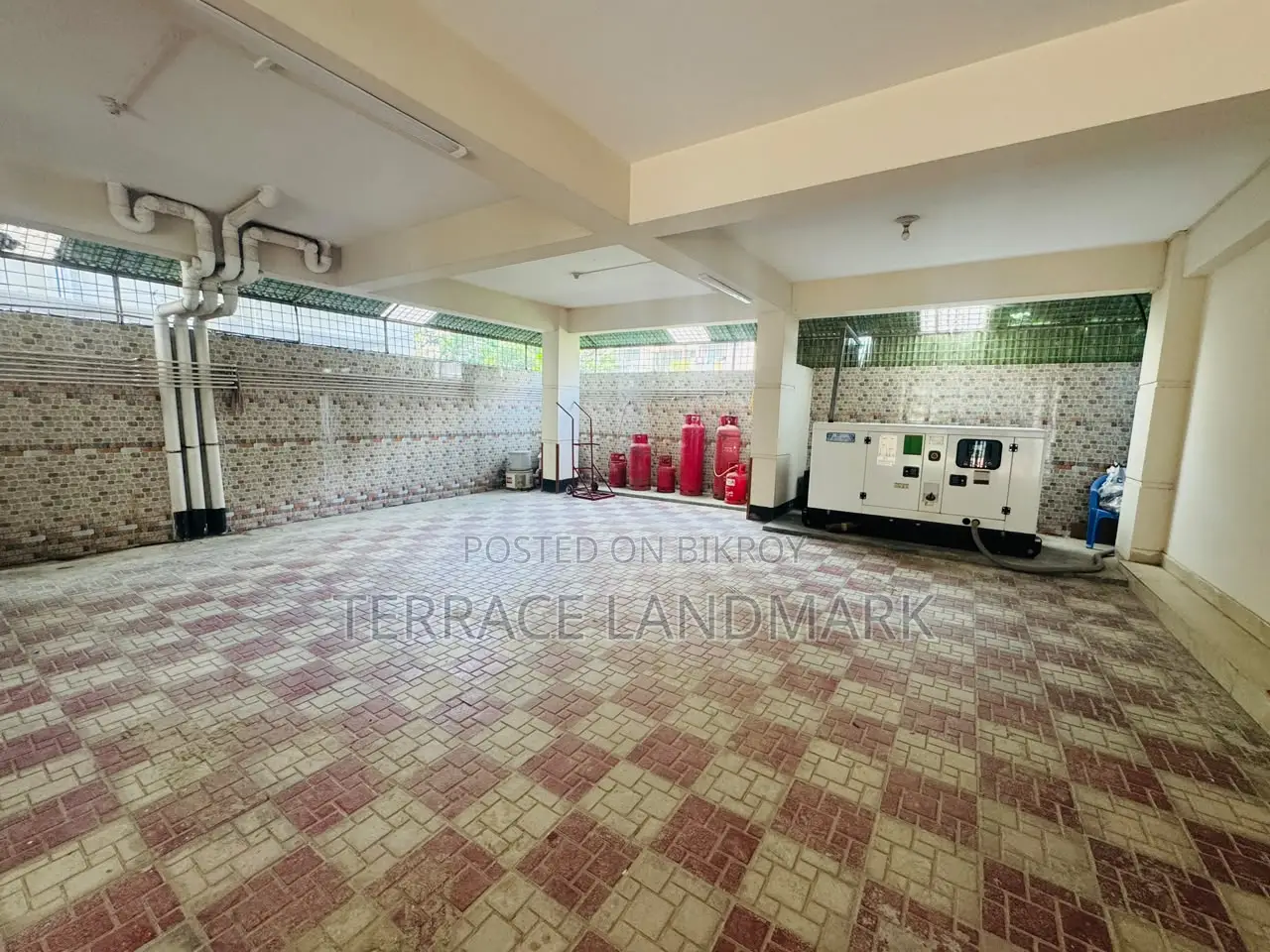 3 Bedroom Apartment in Basundhara for sale in Basundhara