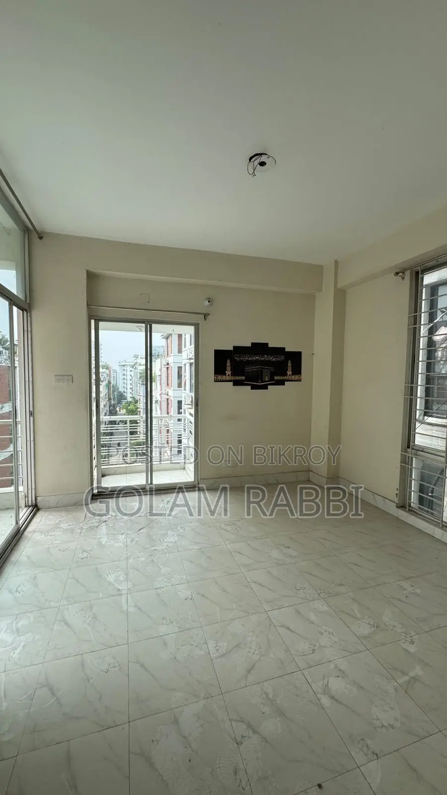 Furnished 3-bedroom Apartment in Bashundhara for sale in Basundhara