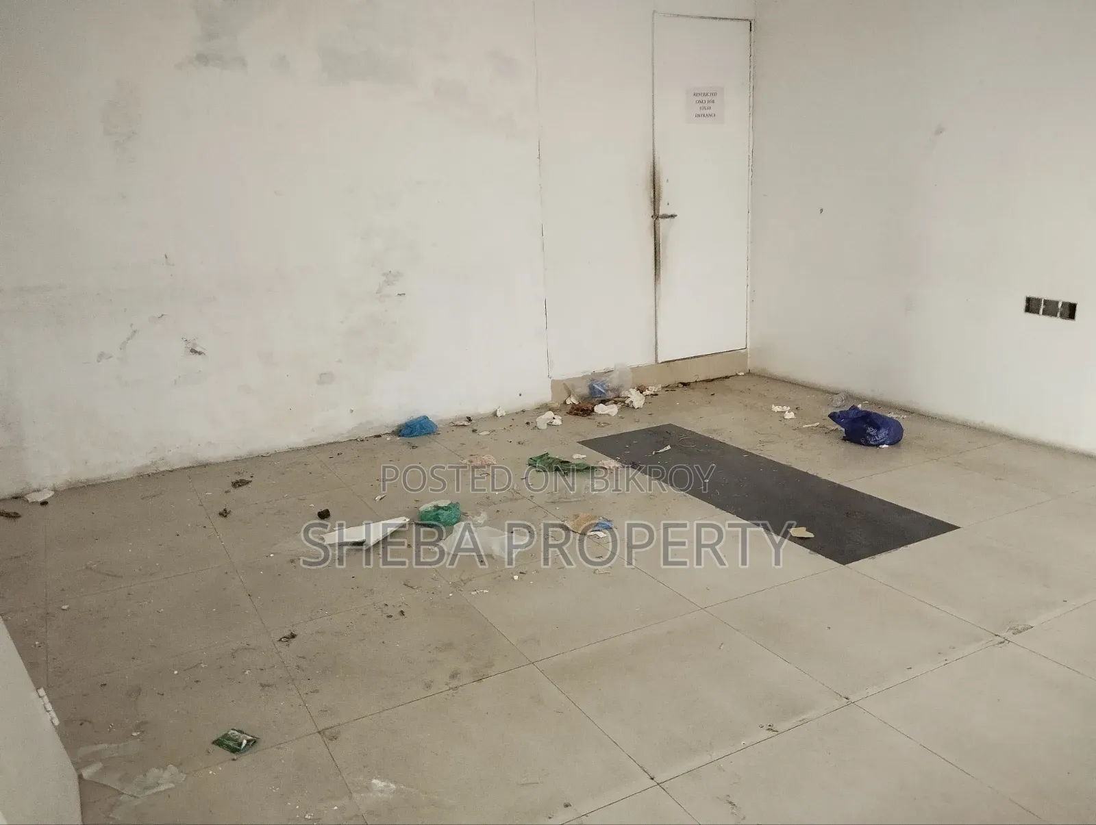 1500 SFT Commercial Office Space for Rent in Gulshan 1 Circle in Gulshan