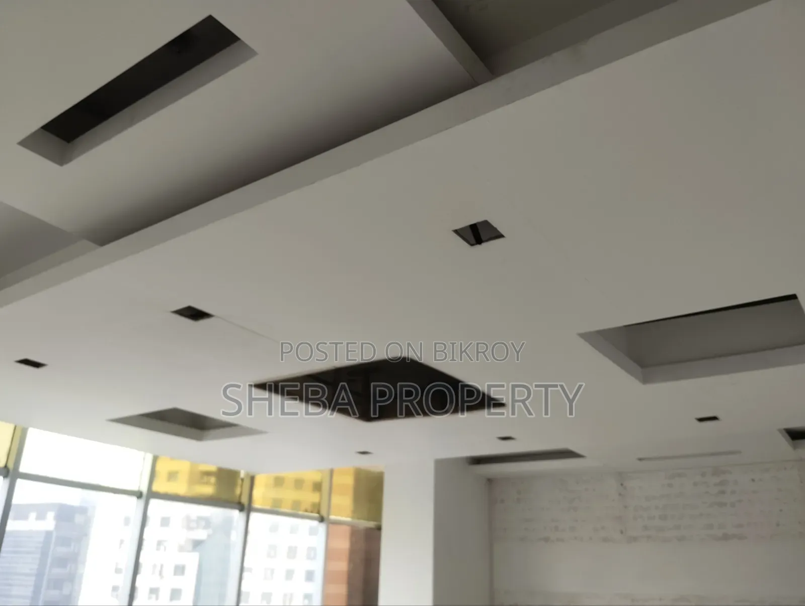 1500 SFT Commercial Office Space for Rent in Gulshan 1 Circle in Gulshan