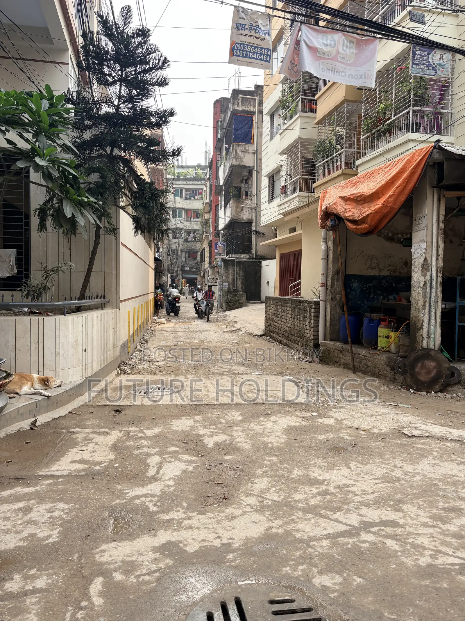 3bdrm Apartment in Ashrayon, Rampura for sale in Rampura