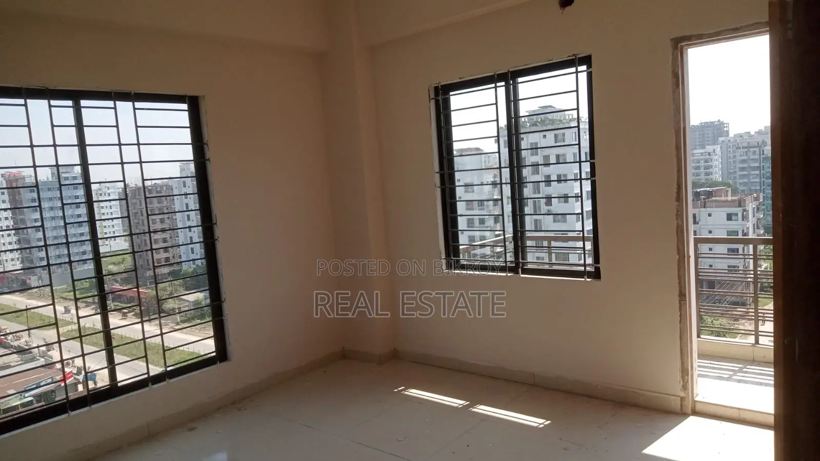 3-Bedroom Apartment in Aftabnagar for sale in Aftab Nagar