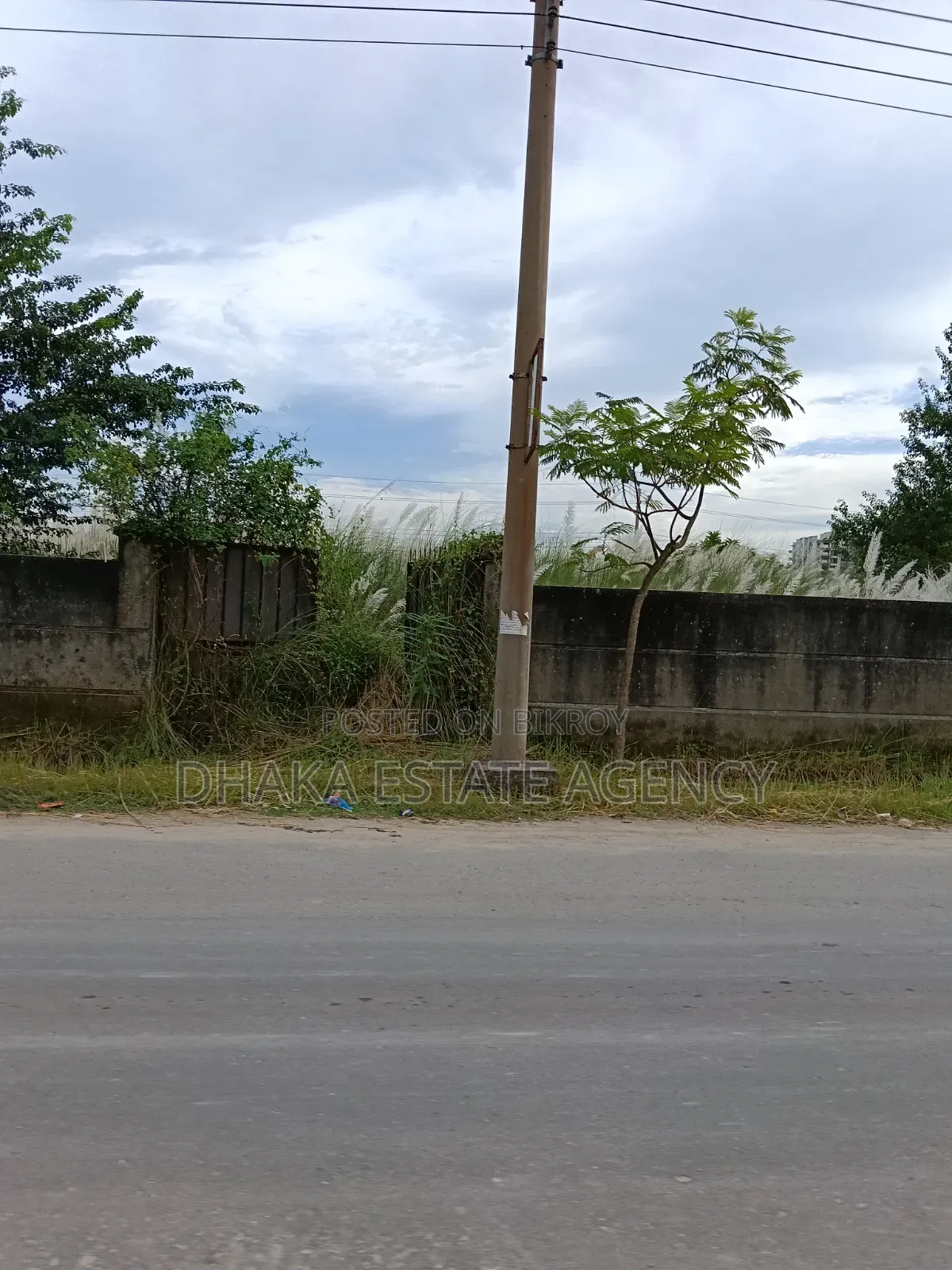 Block-L, 3+3=6 Katha North Facing in Basundhara