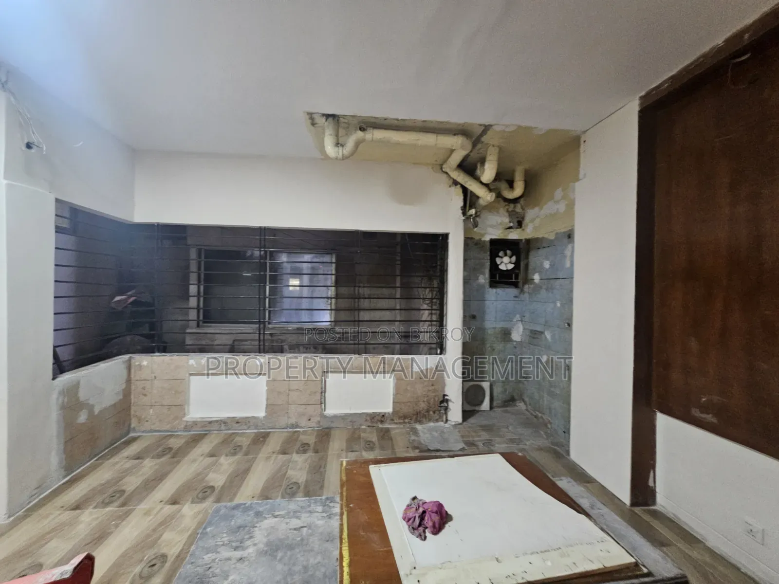 গুলশান অফিস রেস্টুরেন্ট বিউটি পার্লার বাড়ার জন্য in Gulshan