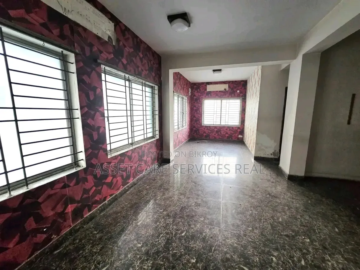 2850-Square-Feet Banani Road-11 Commercial Open Office Space Rent in Banani
