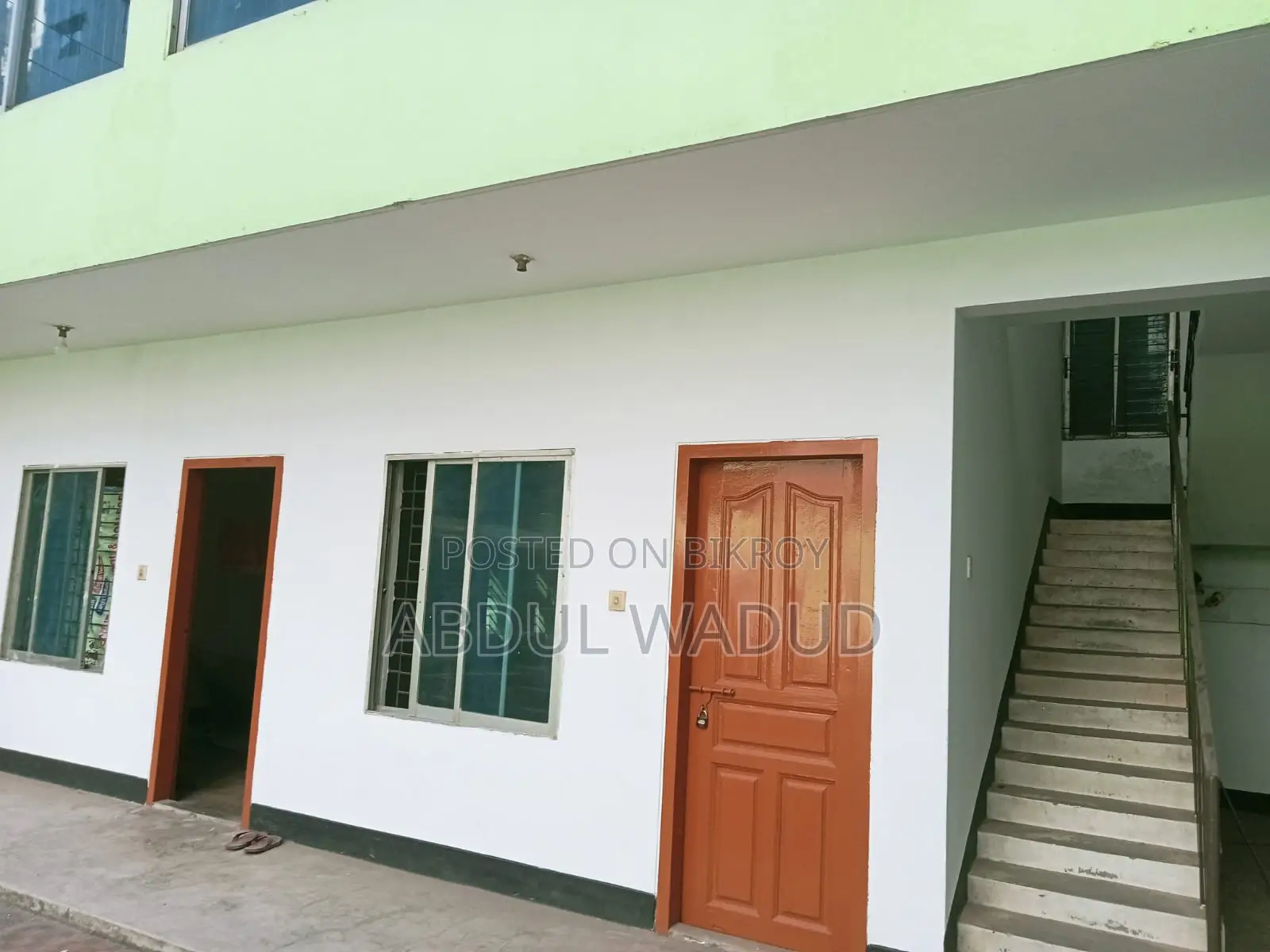 Banasree Commercial Space (School/College/NGO's/Office) for Rent in Banasree