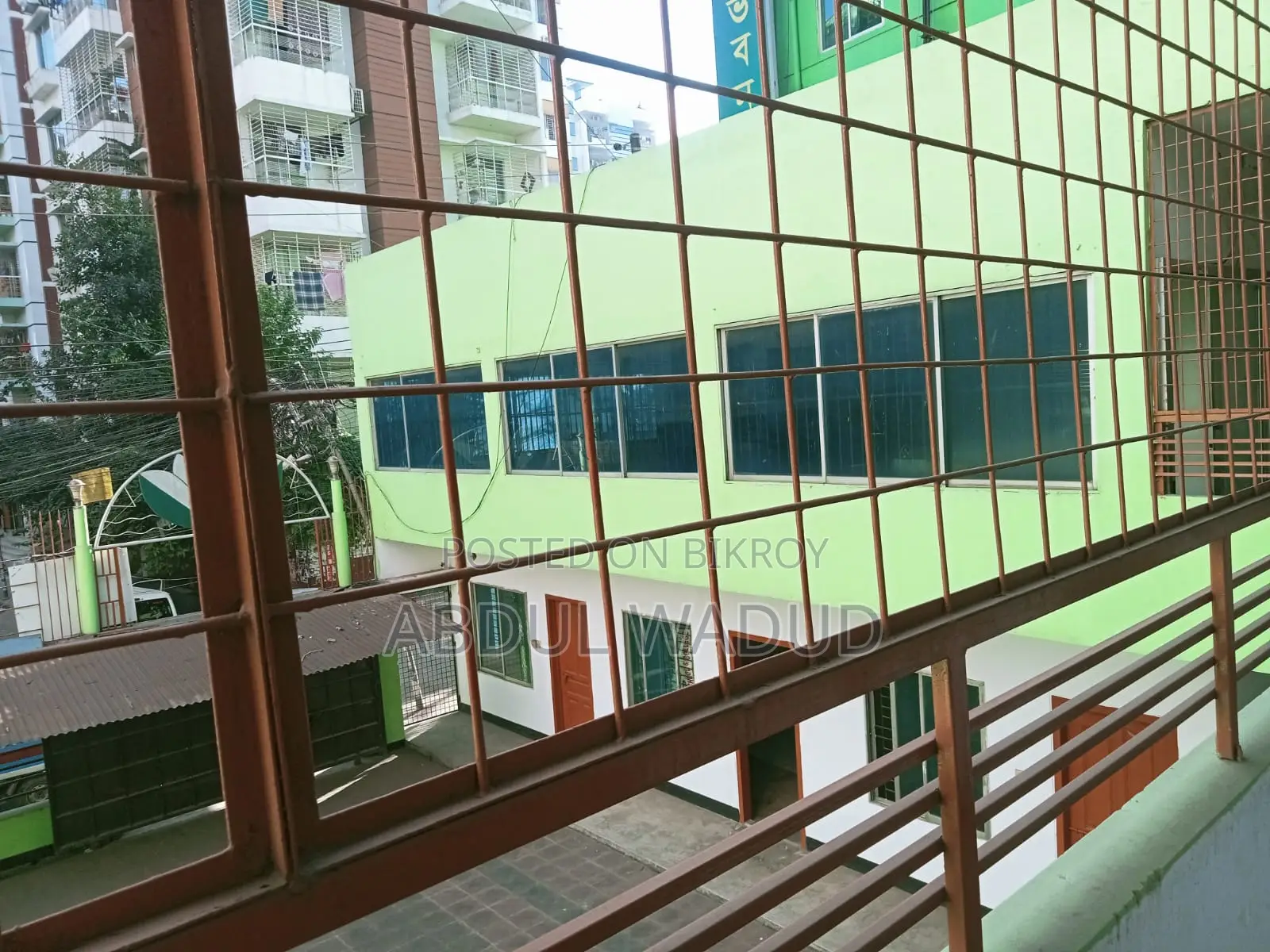 Banasree Commercial Space (School/College/NGO's/Office) for Rent in Banasree