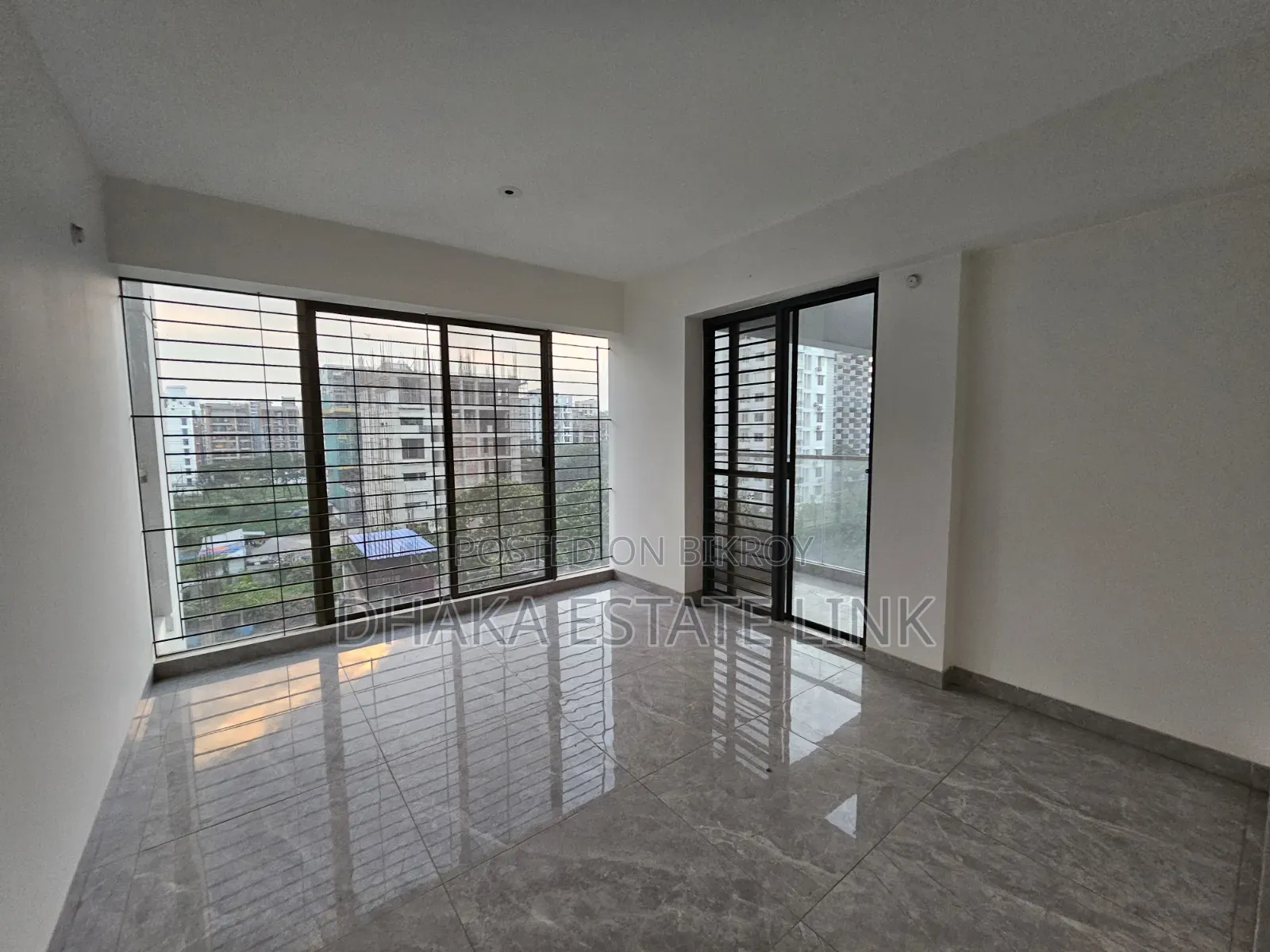 3 Bedroom Apartment in Bashundhara for Sale in Basundhara
