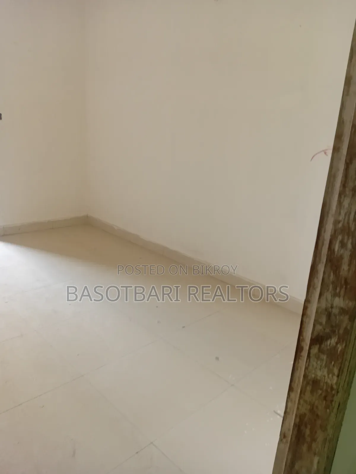 3-Bedroom Apartment in Aftab Nagar for Sale in Aftab Nagar