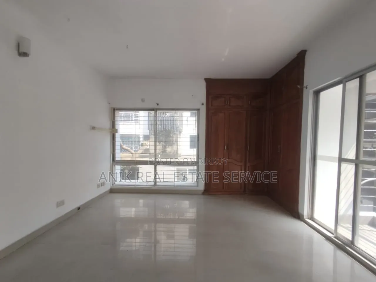 4 Bedroom Apartment in Anik Real Estate, Baridhara for Rent in Baridhara