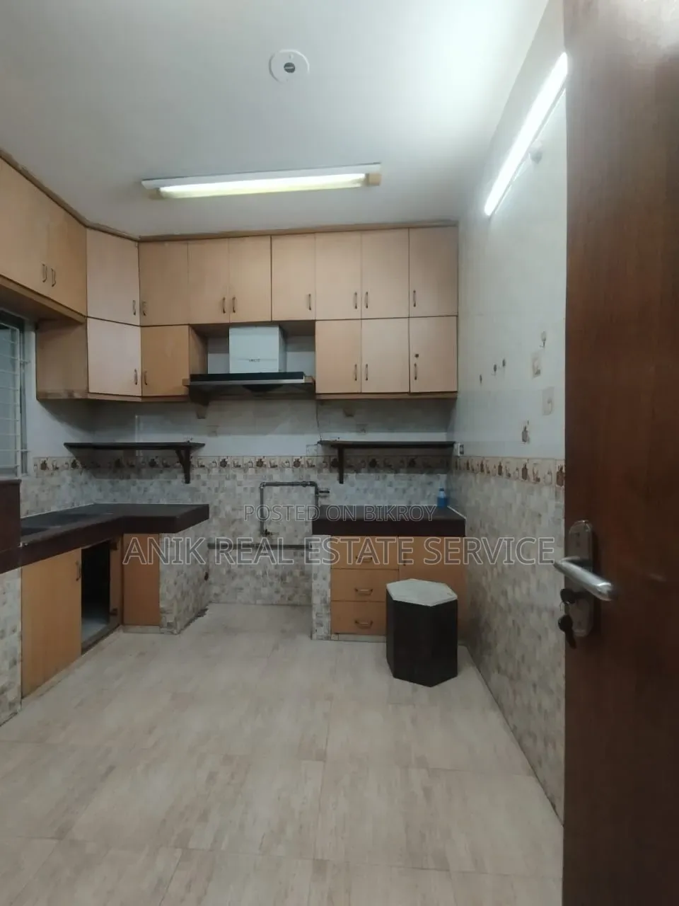 4 Bedroom Apartment in Anik Real Estate, Baridhara for Rent in Baridhara