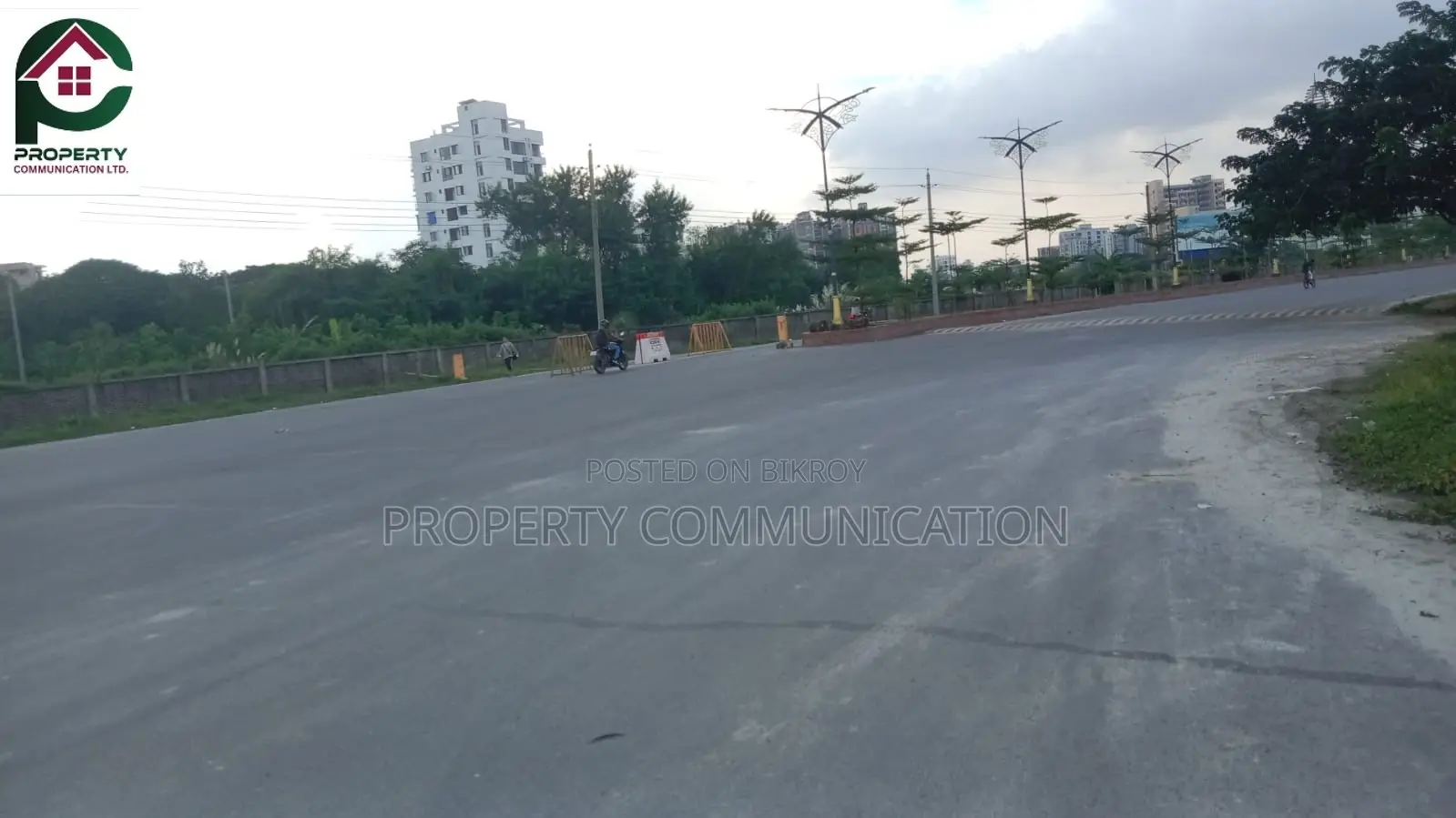 Block- N, Road: Xx, Plot- Xx, Basundhara , Dhaka. in Basundhara