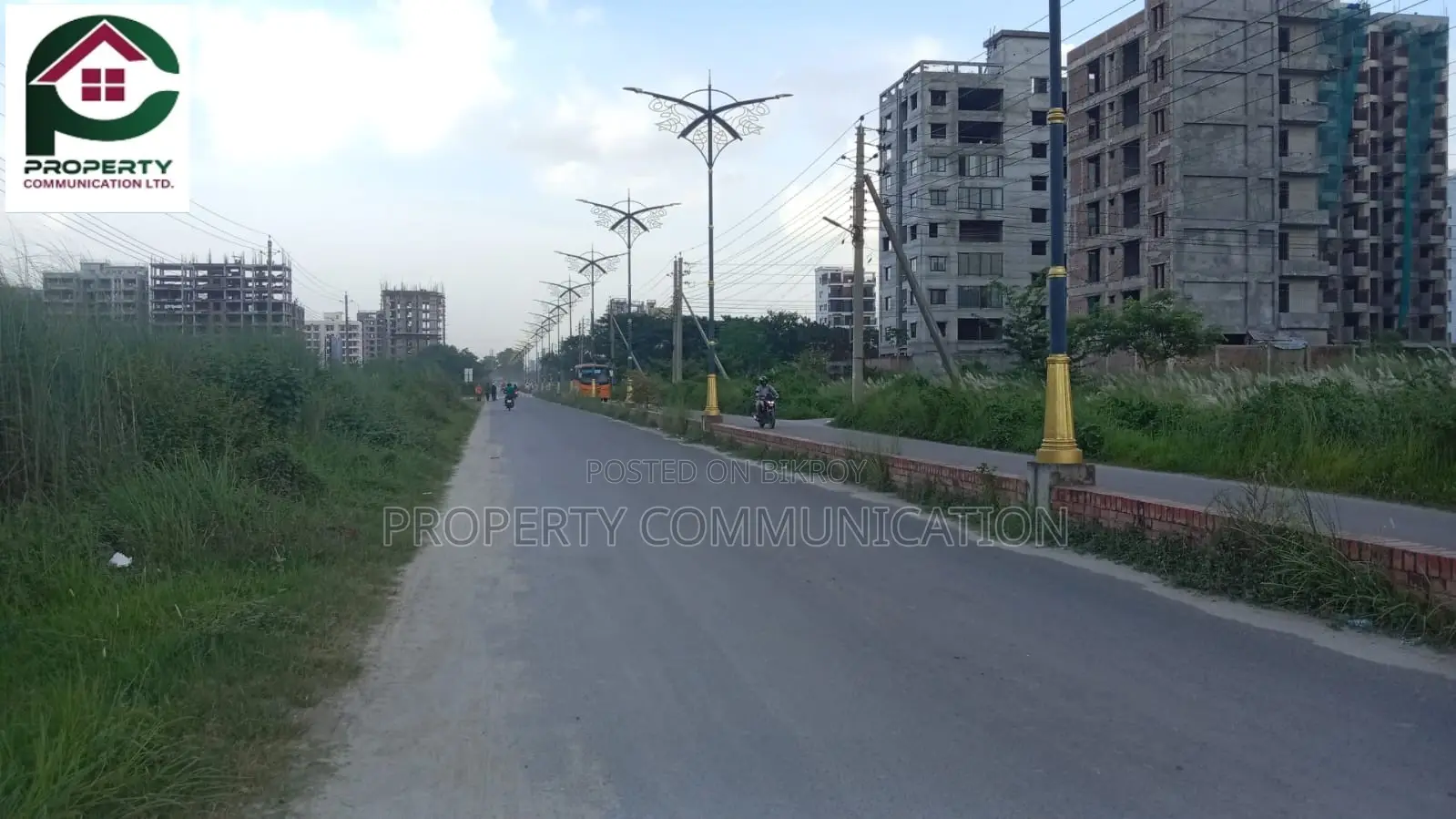 Exclusive- North Facing 5 Katha Plot at Basundhara, Block- J in Basundhara
