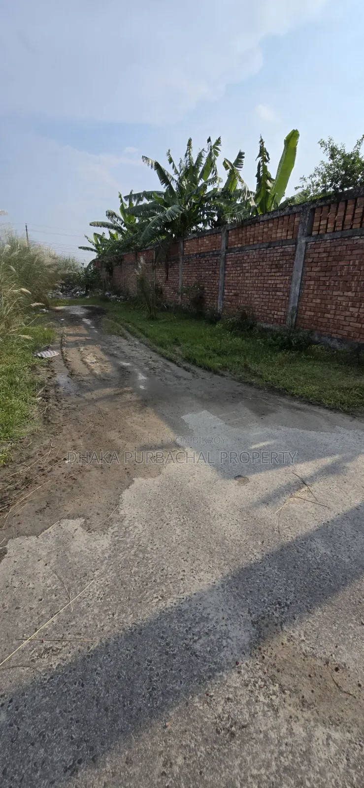 10 Katha Lake View South Facing Plot Sell in Purbachal