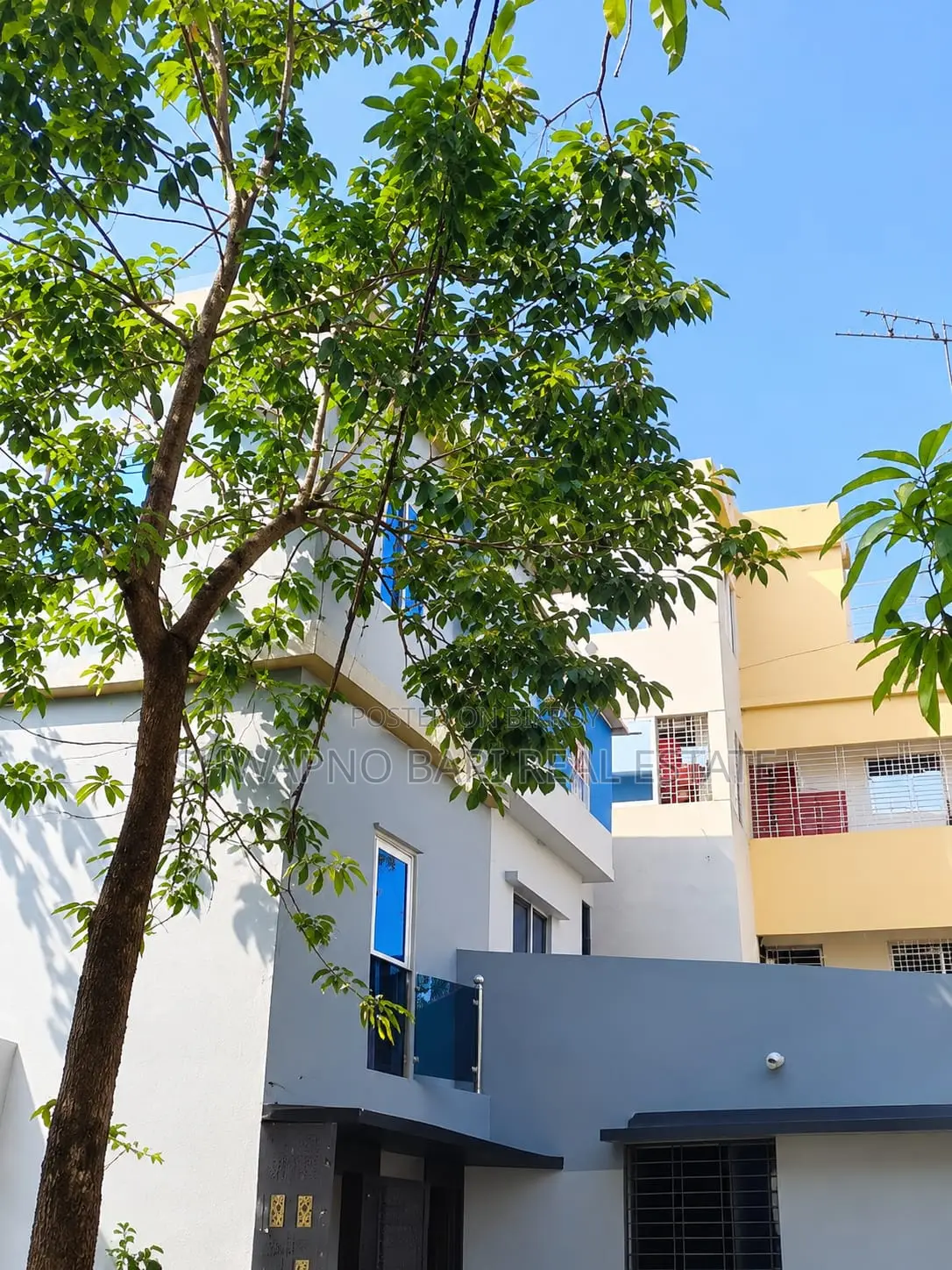 Furnished 8-bedroom House in Khulna Sadar for sale in Khulna Sadar